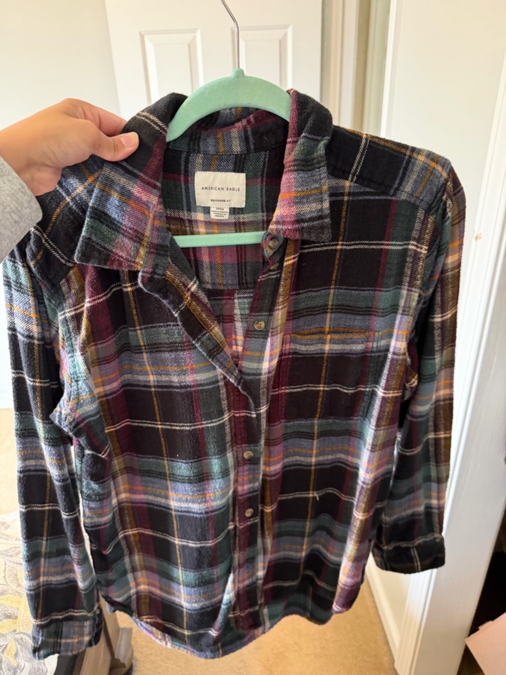 American Eagle Plaid Button-Up Shirt in Black, Green & Burgundy
